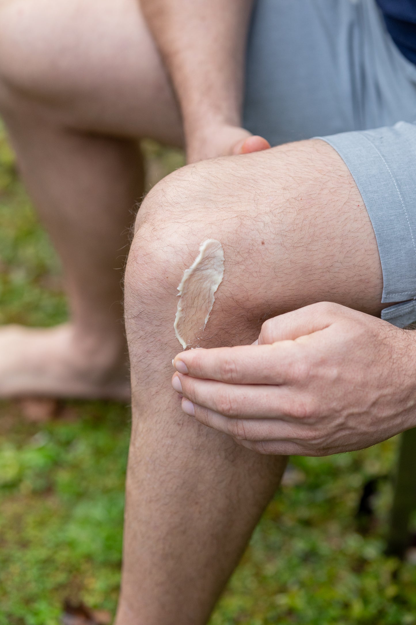 alleviate knee pain with our muscle & joint cream made with DMSO, magnesium hexahydrate, comfrey, arnica, calendula, st john's wort